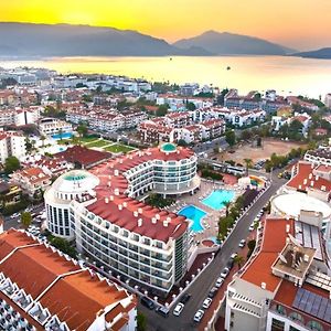 Pineta Park Deluxe Hotel